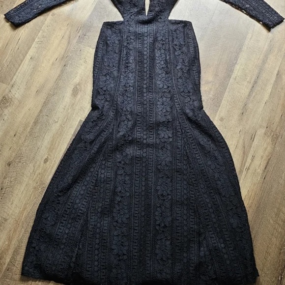Luz Stella Rios Black Lace Cutout Gown size Small. Haute Couture $2000 - Picture 8 of 9